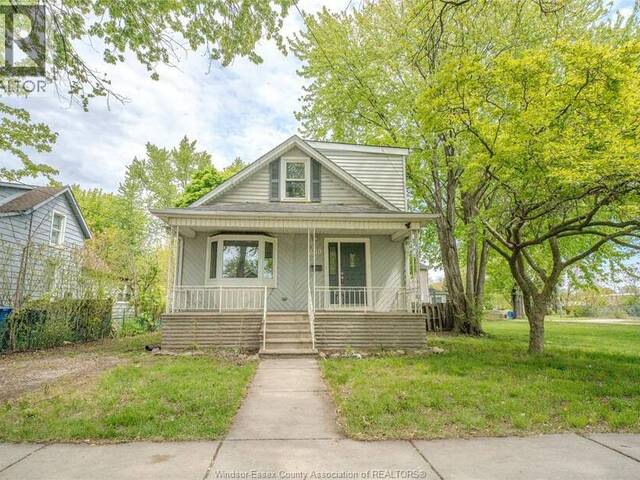 380 CHAPPELL Windsor Ontario, N9C 3C7 - 3 Bedrooms Home For Sale