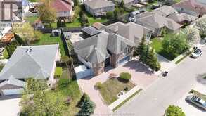 4620 BUNKER | Windsor Ontario | Slide Image Thirty-seven