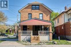 41 Giles BOULEVARD | Windsor Ontario | Slide Image One