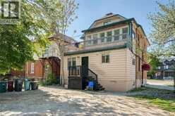 41 Giles BOULEVARD | Windsor Ontario | Slide Image Nine