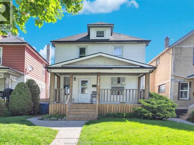 712 GLADSTONE Windsor Ontario, N9A 2R2 - 4 Bedrooms Home For Sale