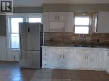 1434 TECUMSEH BOULEVARD | Windsor Ontario | Slide Image Nine