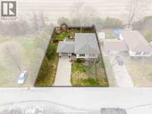 42 William AVENUE | Kingsville Ontario | Slide Image Two