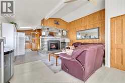 91 WILLOW BEACH | Amherstburg Ontario | Slide Image Forty