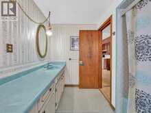 1221 ERIE | Windsor Ontario | Slide Image Thirteen