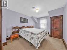 1221 ERIE | Windsor Ontario | Slide Image Nineteen