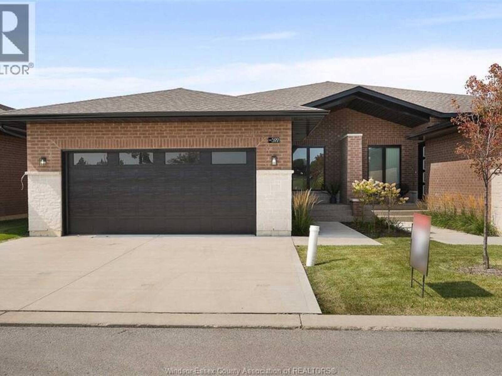 668 LILY MAC BOULEVARD, Windsor, Ontario N6E 3N7