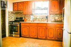 2709 CLEMENCEAU | Windsor Ontario | Slide Image Six