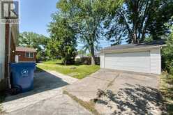 3414 DOMINION AVENUE | Windsor Ontario | Slide Image Thirty-eight