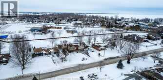 19079 BLUE WATER AVENUE | Tilbury Ontario | Slide Image Thirty-one