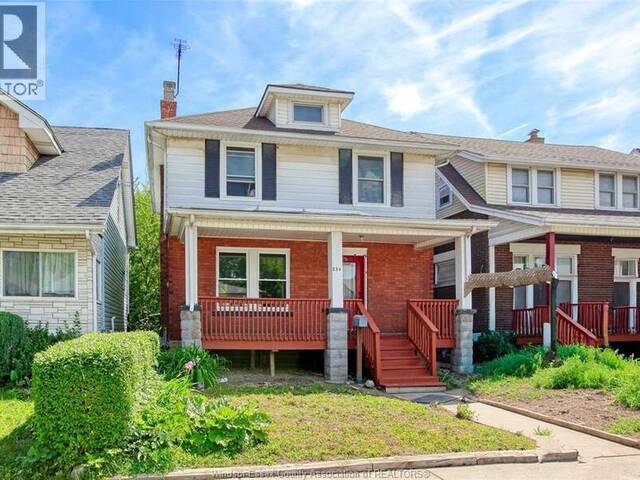 884 CHURCH STREET Windsor Ontario, N9A 4T7 - 3 Bedrooms Home For Sale