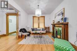 961 OUELLETTE AVENUE | Windsor Ontario | Slide Image Eight