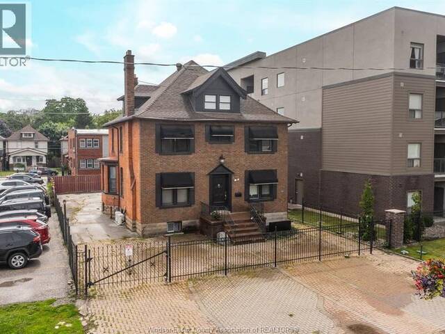 961 OUELLETTE AVENUE Windsor Ontario, N9A 4J5 - 10 Bedrooms Home For Sale