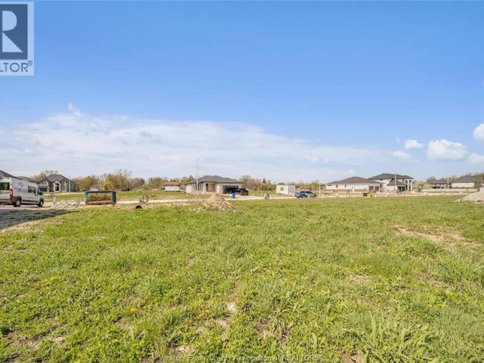 3662 FARROW AVENUE, Windsor, Ontario N9E 0B3