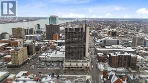 150 PARK Unit# 802 | Windsor Ontario | Slide Image Two