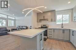 262 COTTERIE PARK | Leamington Ontario | Slide Image Twelve