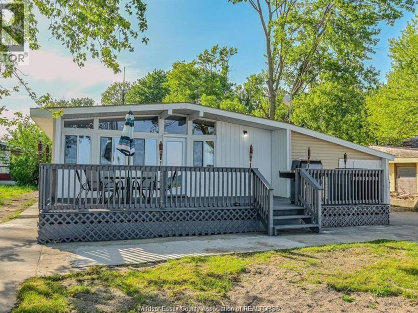 262 COTTERIE PARK, Leamington, Ontario N0P 2P0