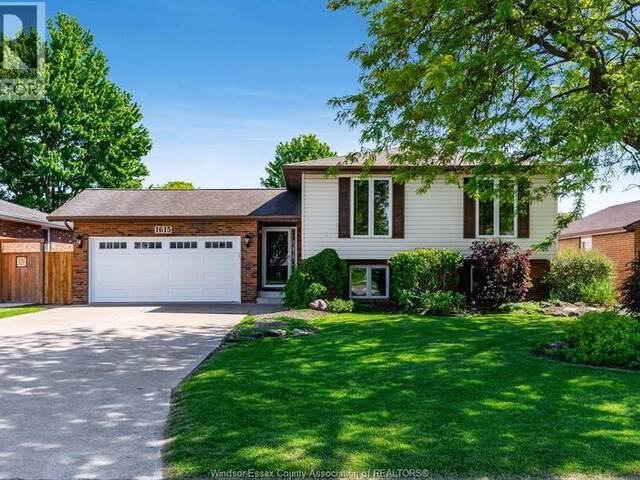 1615 ELMWOOD AVENUE Windsor Ontario, N9C 1Y6 - 5 Bedrooms Home For Sale