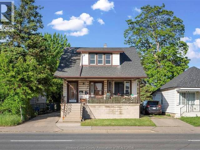 2404 Howard AVENUE Windsor Ontario, N8T 2M1 - 4 Bedrooms Home For Sale