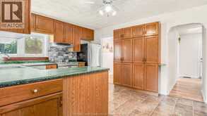 4054 ROSELAND DRIVE West | Windsor Ontario | Slide Image Seventeen