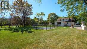 4054 ROSELAND DRIVE West | Windsor Ontario | Slide Image Forty-one