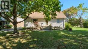 4054 ROSELAND DRIVE West | Windsor Ontario | Slide Image Six