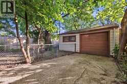 2209 FOREST | Windsor Ontario | Slide Image Sixteen
