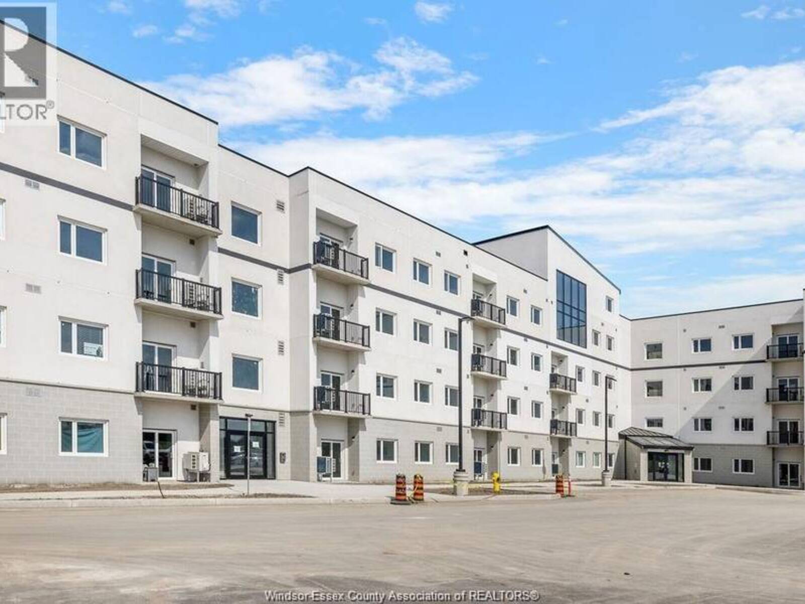 1900 CONCESSION RD 6.. Unit# 205, Windsor, Ontario N9H 0P1