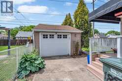 1857 CENTRAL AVENUE | Windsor Ontario | Slide Image Twenty-six
