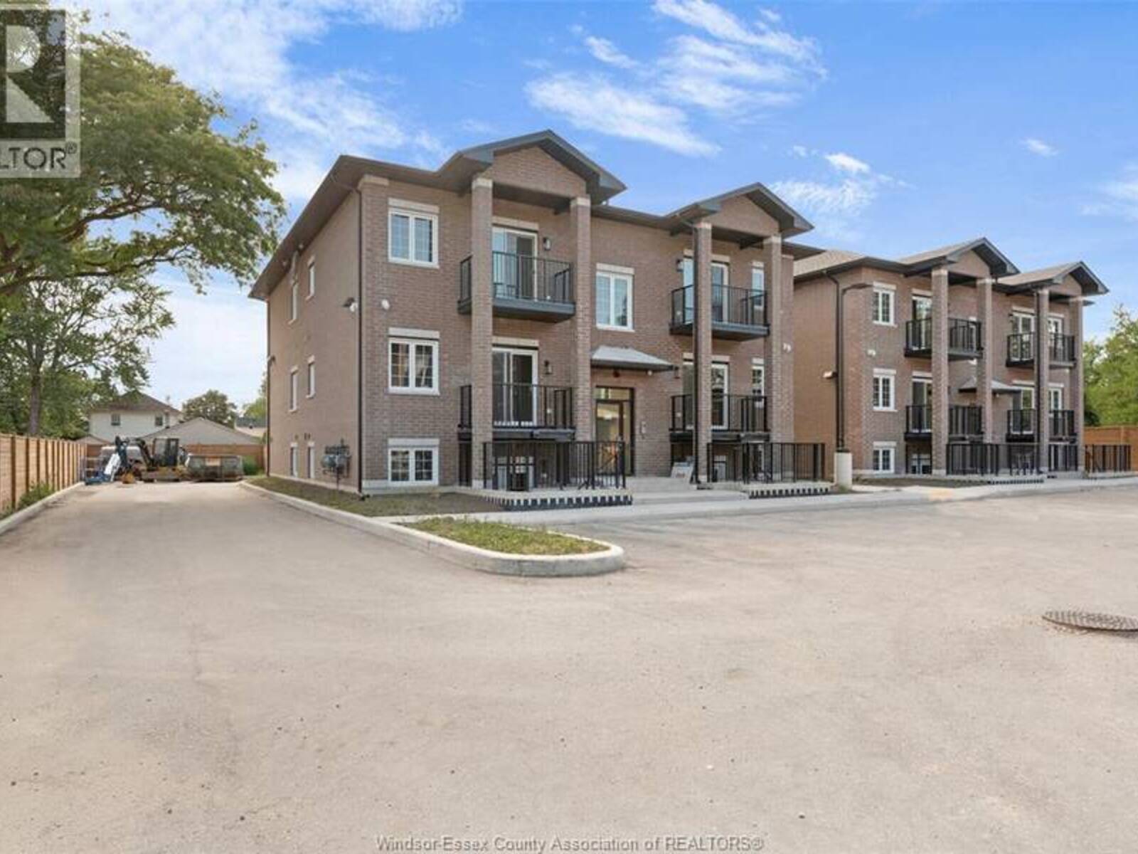 233 WATSON Unit# 306, Windsor, Ontario N8S 3R8