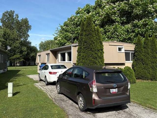 101 DANA Essex Ontario, N8M 1Z9 - 3 Bedrooms Home For Sale