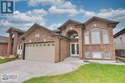 4759 PERIWINKLE CRESCENT | Windsor Ontario | Slide Image Seven