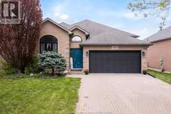 1488 IMPERIAL CRESCENT | Windsor Ontario | Slide Image One