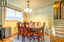1651 COURTLAND | Windsor Ontario | Slide Image Eight