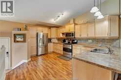 58 QUEEN'S HILL | Leamington Ontario | Slide Image Two