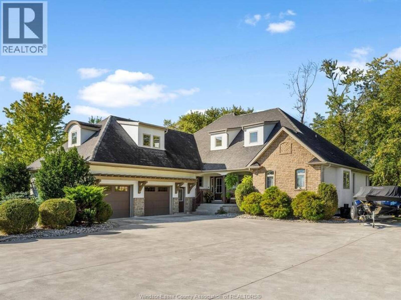 427 EAST RUSCOM RIVER, Lakeshore, Ontario N0R 1S0