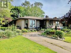 2437 RIVERSIDE DRIVE West Windsor Ontario, N9B 1B2