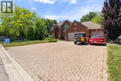 139 WINTERMUTE AVENUE | Lakeshore Ontario | Slide Image Four