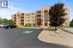 310 VILLAGE GROVE DRIVE Unit# 213 | Tecumseh Ontario | Slide Image Three