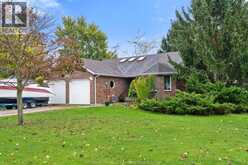 879 ROAD 2 W | Kingsville Ontario | Slide Image Three