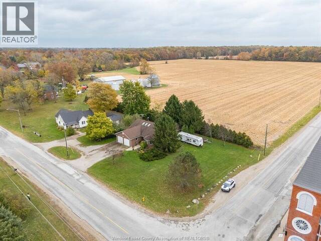 879 ROAD 2 W Kingsville Ontario, N9Y 2E4 - 4 Bedrooms Home For Sale