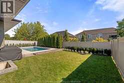258 XAVIER CIRCLE | Windsor Ontario | Slide Image Forty-five