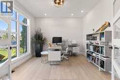 258 XAVIER CIRCLE | Windsor Ontario | Slide Image Eight