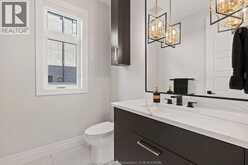 258 XAVIER CIRCLE | Windsor Ontario | Slide Image Nine