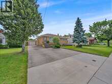 2528 Jos St Louis | Windsor Ontario | Slide Image Ten