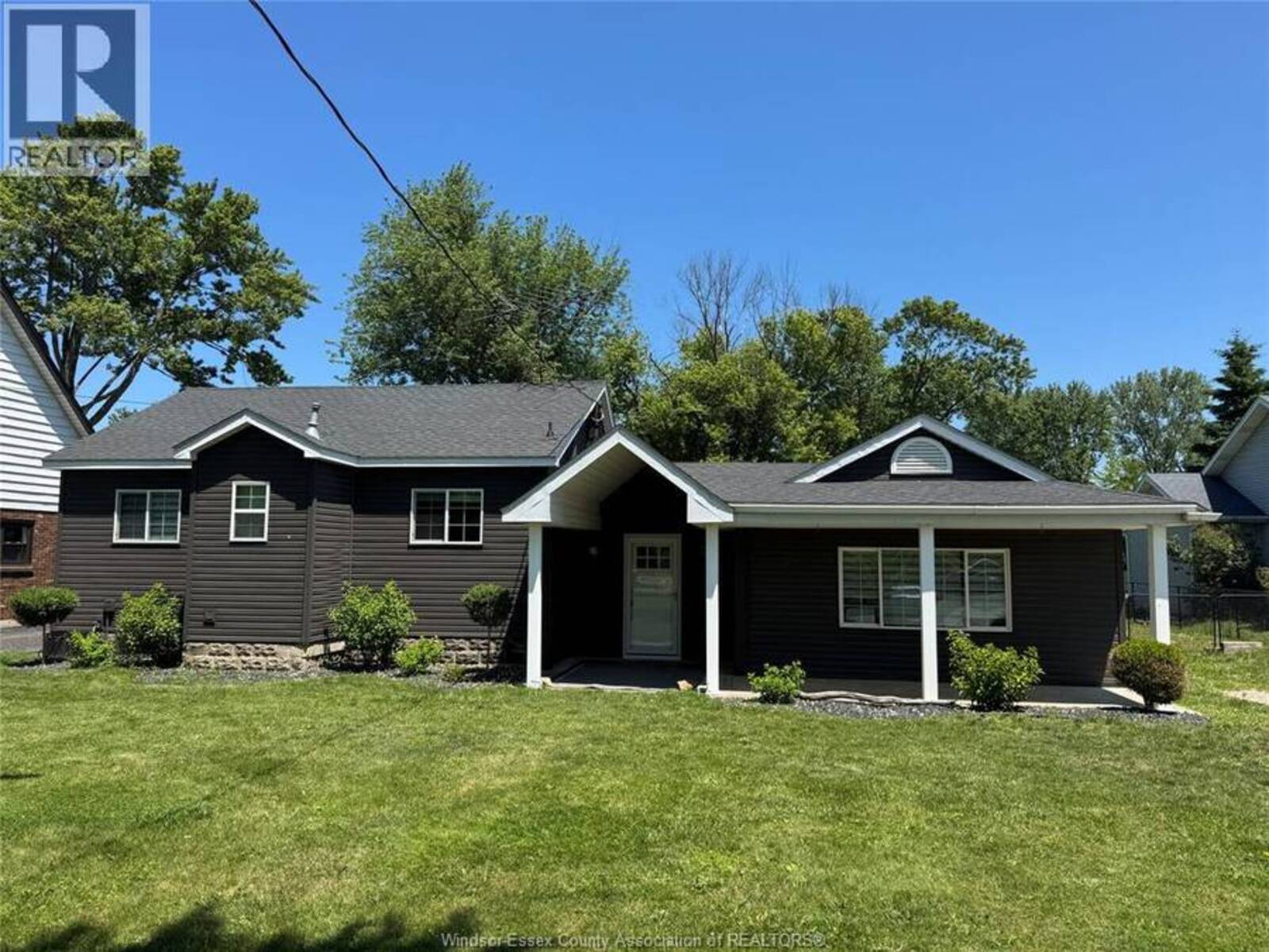 1052 COUNTY RD 22, Belle River, Ontario N8L 0E1