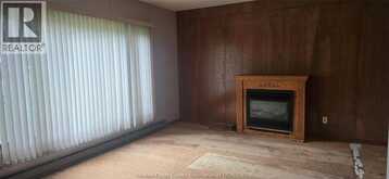 960 SCOFIELD AVENUE | Windsor Ontario | Slide Image Four