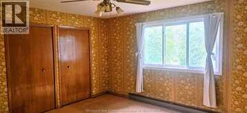 960 SCOFIELD AVENUE | Windsor Ontario | Slide Image Eleven