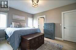 26 EVENING DRIVE | Chatham Ontario | Slide Image Twelve