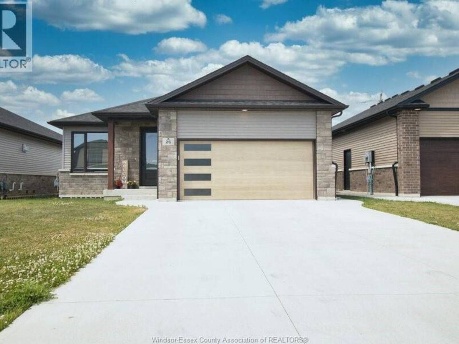 26 EVENING DRIVE, Chatham, Ontario N7L 0B6